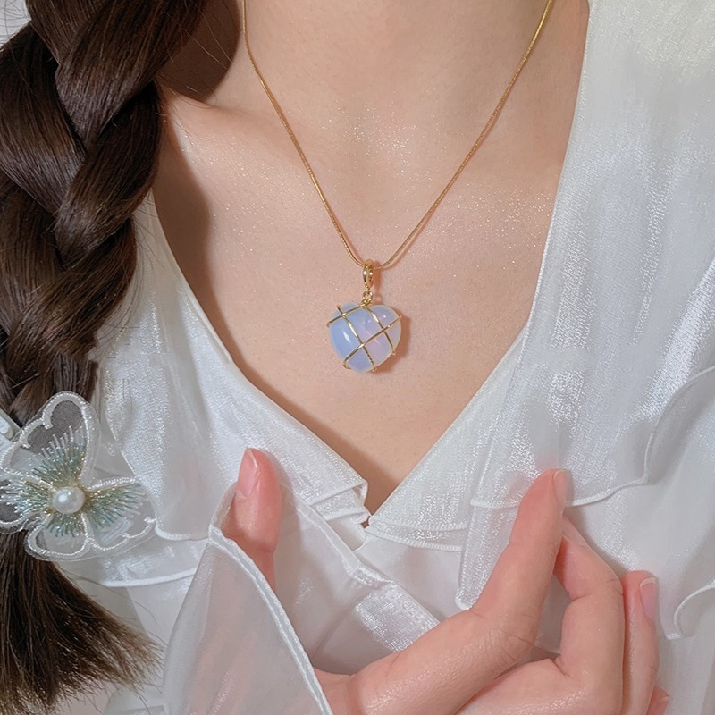 2022 Fashion Opal Heart Necklace Diamond Castle Necklace For Woman Girls Rose Quartz Barbie Necklace Jewelry Accessories Gift